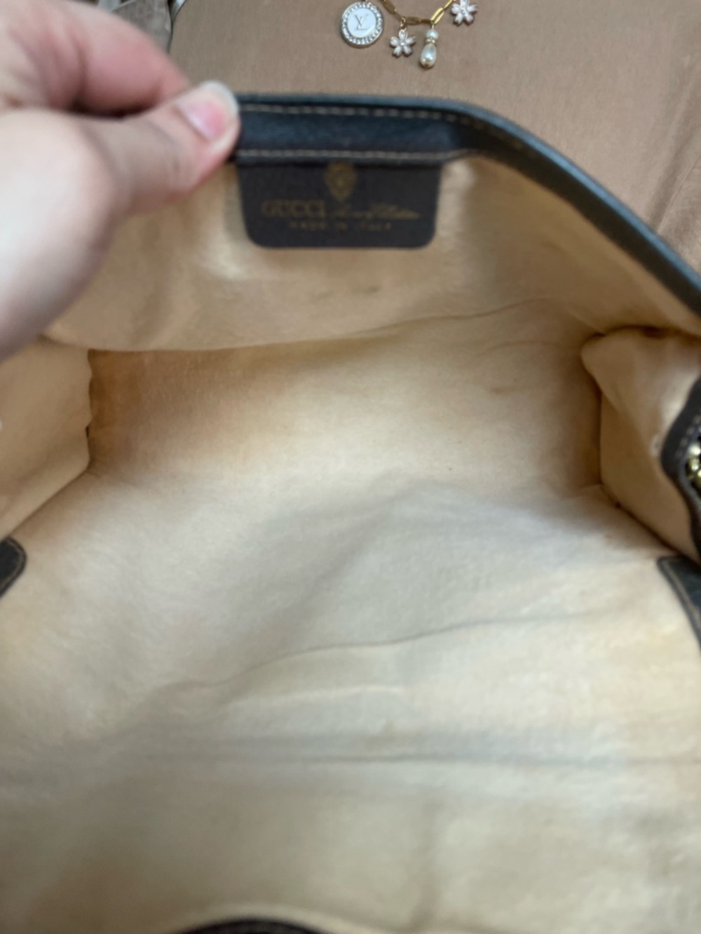 Authentic Gucci vintage web sherry line crossbody bag 41.014.3087.25 - Picture 7 of 9